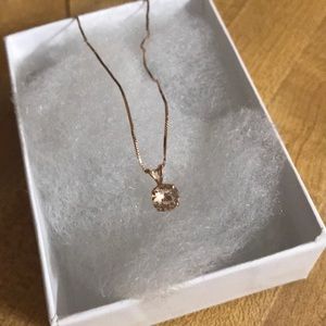 Morganite solitaire in 14k rose gold